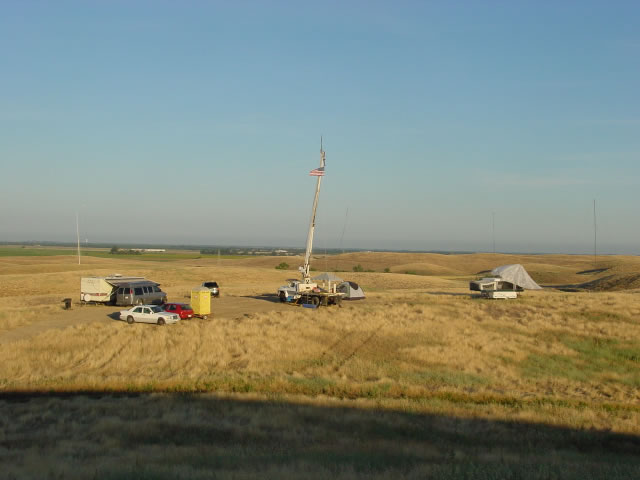 looking across the site, cars, campers, antennas
